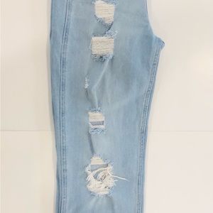 Hollister Women’s jean Pants High Waist With Aged Effect Size-W-25 L-27  Used